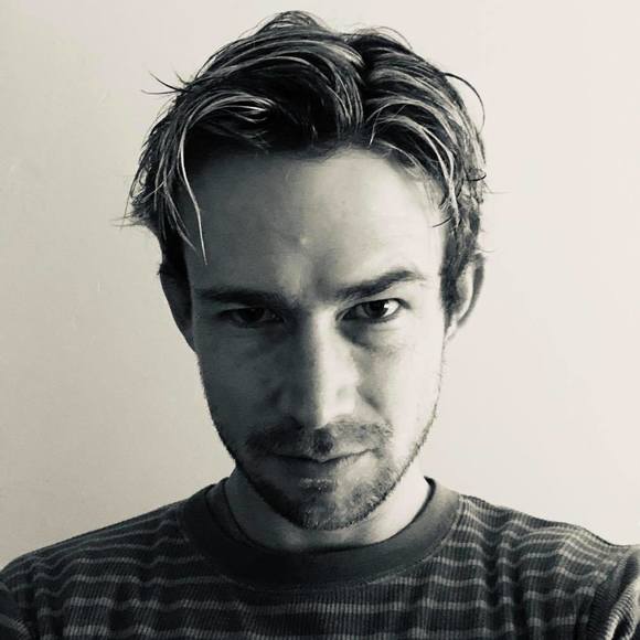 Meet your Posher, Chris - Picture 1 of 1